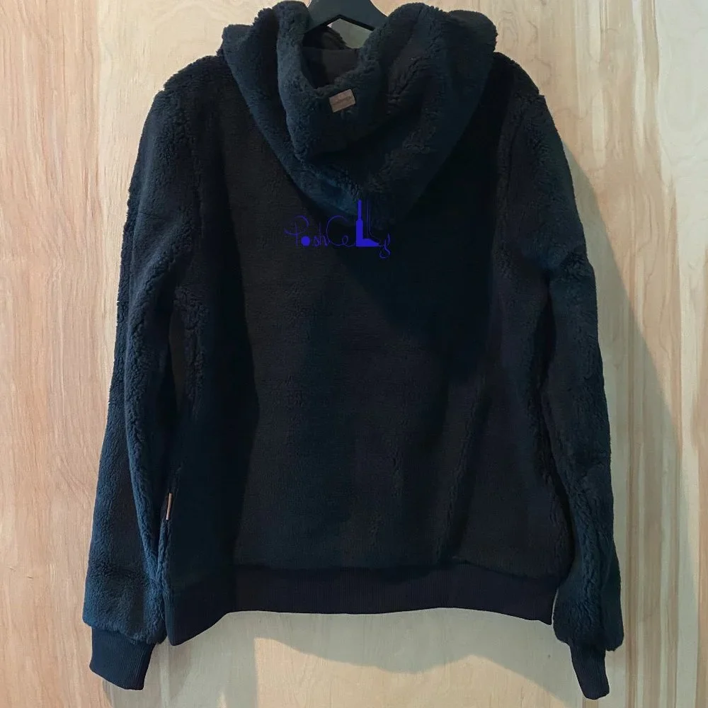 NWT Wanakome Mara Black Sherpa Hoodie - Picture 2 of 7